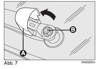 Ford Ka. Wechsel der Scheibenwischerblätter des Heckscheibenwischers