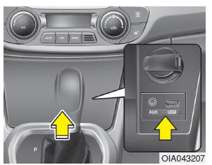 AUX, USB und iPod (ausstattungsabhängig)